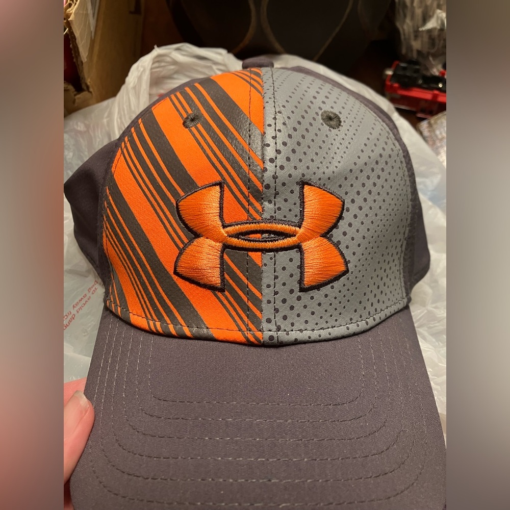 Kids Under Armour hat youth s/m